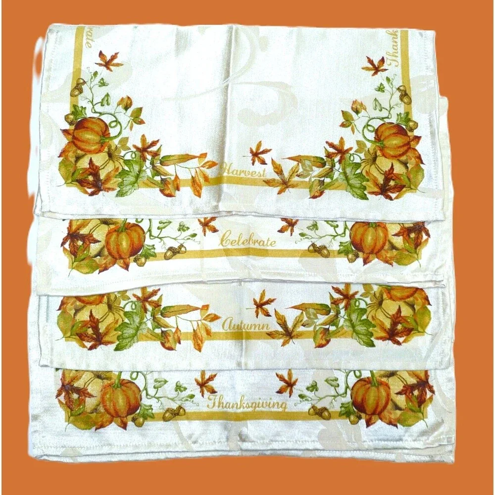 4 Croft & Barrow Cloth Thanksgiving Napkins, Harvest Celebrate Autumn Pumpkin